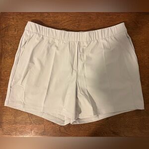 Nike Women's Flex Victory 5" Golf Shorts